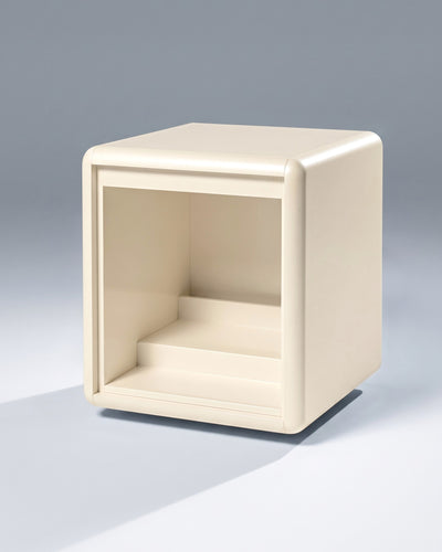Lean module, three-quarter view, empty, showing the raised rear base that records tilt against — Groovaly