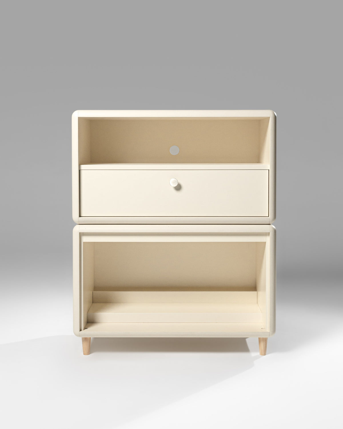 Maceo in White Pearl from the front, empty — the Chest's drawer and open shelf above the Tilt's bay — Groovaly